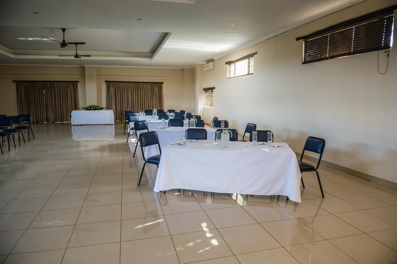 Royal Solwezi Hotel Exterior foto